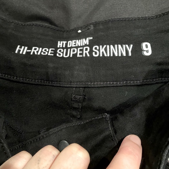 Women’s Hot Topic HT Denim Bondage Jeans w/ detachable straps - Picture 3 of 4